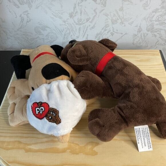 Retro Pound Puppies Plush Dog Pair With Collars & Diaper - Picture 3 of 6